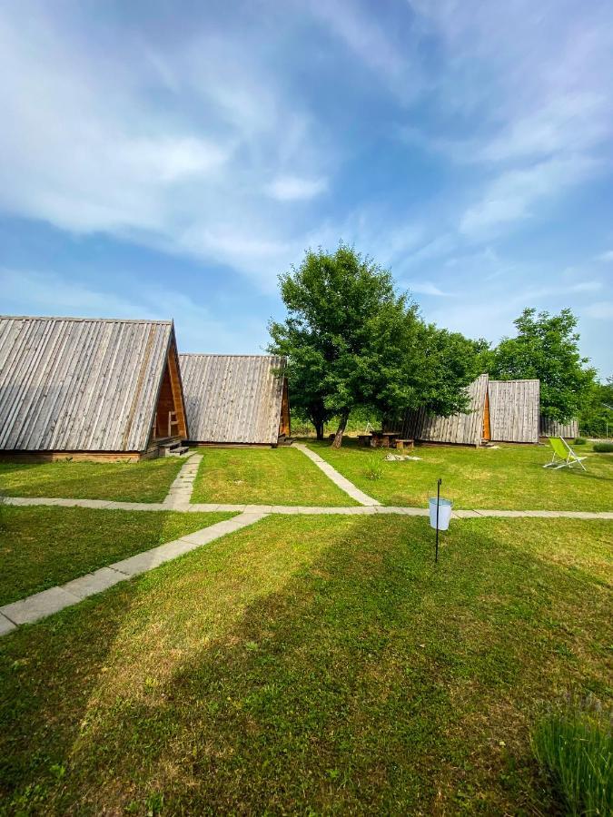 Rooms & Glamping Lana Haus Licko Petrovo Selo Εξωτερικό φωτογραφία