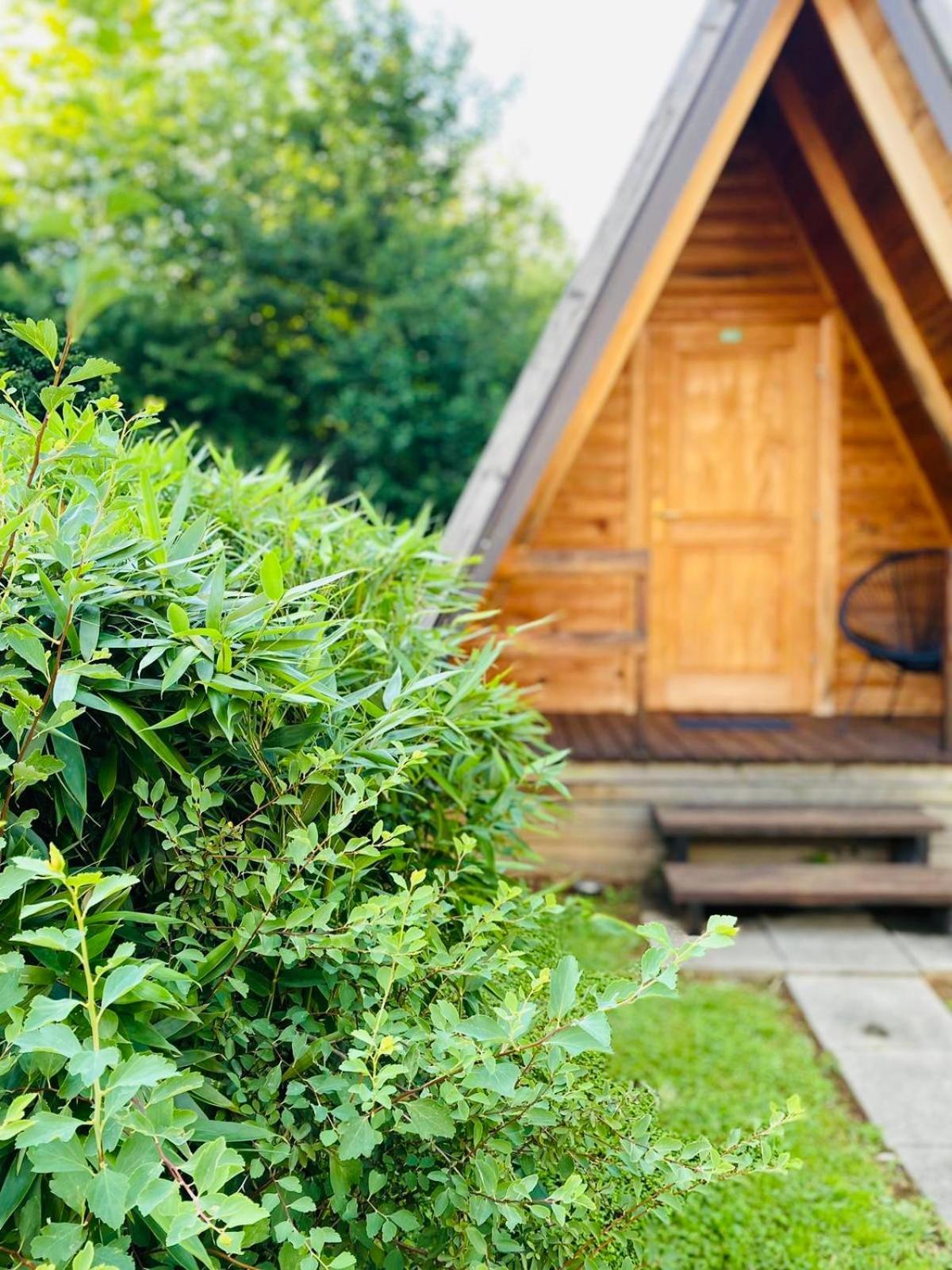 Rooms & Glamping Lana Haus Licko Petrovo Selo Εξωτερικό φωτογραφία