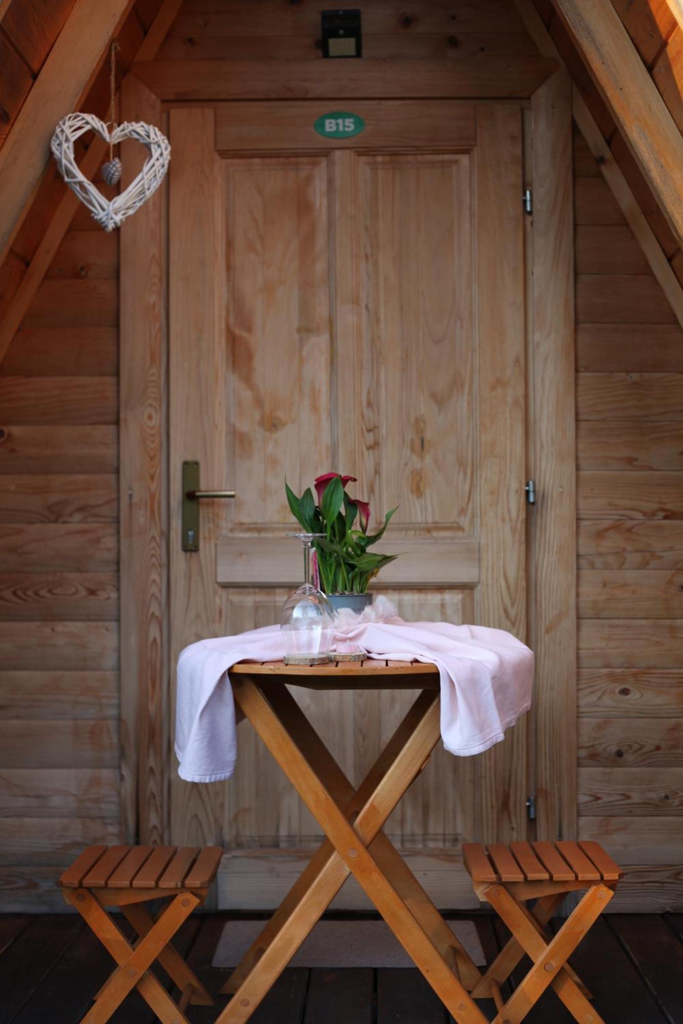 Rooms & Glamping Lana Haus Licko Petrovo Selo Εξωτερικό φωτογραφία